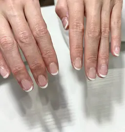 オフあり🖤フレンチネイル🖤(注意事項を必ずお読みください⚠️)