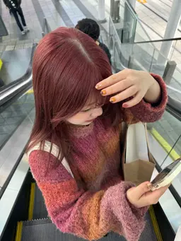 【 9.10.11月限定🎀 】ブリーチなしWカラー➕トリートメント🥣🌙