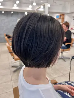 🍇透け感抜群軽めショートボブ✖️バレない透明感カラー🩵