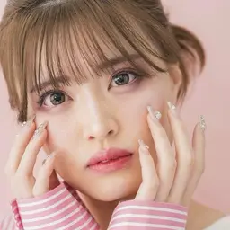 前髪顔周りカット➕メイク➕コテ巻き💄¥7700