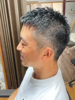 ミニモ特別価格(初回と2回目のメンズ様)カット➕癒しのシェービング(顔剃り、眉毛カット)➕極上炭酸ヘッドスパ