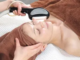 レディース【口周りウブ毛の脱毛】