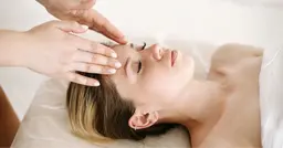 デコルテ&Wパックフェイシャル