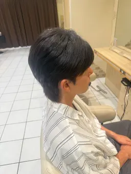 ❄️カット➕顔まわり縮毛矯正➕トリートメント❄️