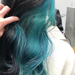 インナーカラー＋カット 🩶🩵