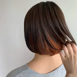 ✨インナーカラーでオシャレカラーに⭐️ケアブリーチでインナーカラーを‼️