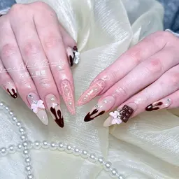 《オフあり》OPEN記念 特別価格🌸｜持ち込み10本アート（パーツ・ストーン付け放題）＋長さ出し／フィルイン