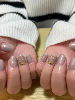 2本持ち込みアート  練習中です🙂‍↕️必ず前日の18:00までにイメージのデザインを送って下さい。🙇‍♀️