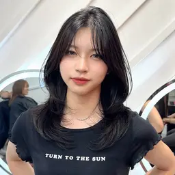 ❣️40%off SALE中❣️骨格診断似合わせカット➕超高保湿スチーム髪質改善トリートメント🪄︎︎✨