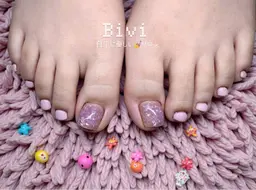 新規★フット　カラー　ラメ　2色まで選択可(オフ有&ケア込) 75分