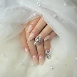 オフあり🤍2本アート🎀