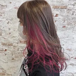 【デザインカラー🎨】インナーカラー➕高保湿トリートメント（ロング料金あり）