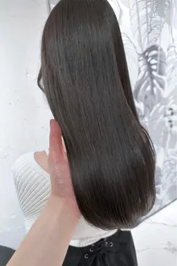 《ミニモ学割》似合わせカット🍋＋地毛風縮毛矯正✨＋髪質改善トリートメント🍃＋コテ巻き仕上げ🐥