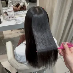 【U24 レディース限定🚺】うる艶美髪🫧縮毛矯正 + Aujua 2stepトリートメント☁️⸝⸝꙳