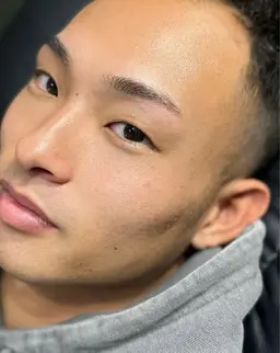 《人気No.1 ｜男性限定》清潔感UP眉スタイリング＋額or小鼻WAX