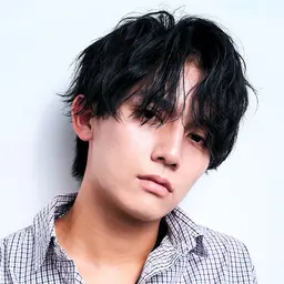 直前割🈹【メンズ限定】メンズカット＋トレンドパーマ《フェザーパーマor スパイラルパーマ》+トリートメント