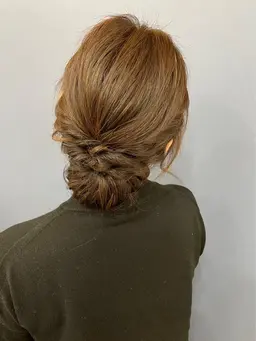 【ヘアセット】アップスタイルのヘアセットです☆