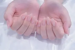 【⠀オフあり◎⠀】ワンカラー、グラデーション、フレンチ ➕550円