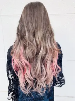 🌈＃ハイライト#バレイヤージュ#グラデーション#インナー選べるデザインブリーチ＋超音波トリ🌈カットも追加できます