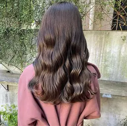 🦋  学生限定クーポン  🦋【似合わせカット＋透明感カラー＋4stepトリートメント】