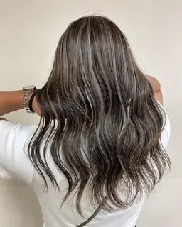 コントラストハイライト＋カラー＋トリートメント　¥15400→11550