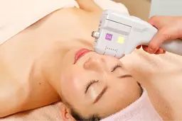 💫究極の小顔エステ💫【メスの要らないリフトアップ】全顔+顎下