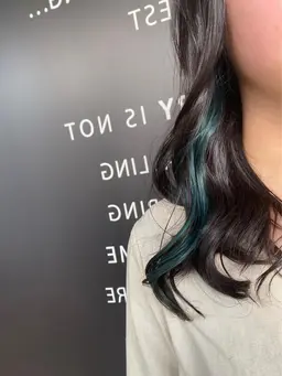 🌈大流行🌈イヤリングカラー(ブリーチ&ポイントオンカラー)&トリートメント