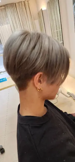 カット✂️+ダブルカラー+トリートメント🩷
