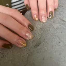 【ごちゃ混ぜdesignがお好きな方におすすめ♡】ミラー🪞•オーロラ💎•マグネット🧲ニュアンスやり放題ネイル