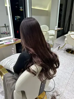 カット（シャンプーグレードアップ300円）