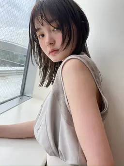 《頭皮につけない》ゼロテク全体カラー+表面ハイライト+カット¥17050