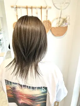 🌟ハイライトカラー＋トリートメント+毛先カット🌟¥15,500