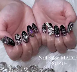 ジェルネイル🩷10本やり放題(パーツ付け放題)