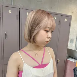 【トリプルカラー】カット＋ブリーチ＋ブリーチ+カラー＋クイックトリートメント(イルミナカラー,ケアブリーチ変更も可能)