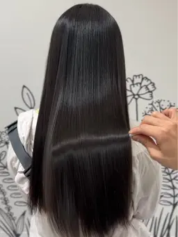 🩰🪞韓国風うるつやストレート🪞🩰【縮毛矯正➕トリートメント➕ヘッドスパ➕ヘアセット】