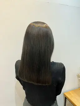レディースロングカット💇🏻♀️✨(トリートメント付き)