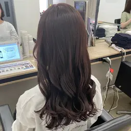 レディースカット🤍🫧コテ巻き仕上げ✨