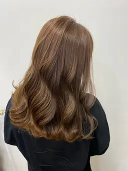 【人気定番メニュー🧚♀️🫧】艶髪カラー✨️+似合わせカット