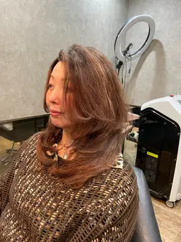 【革命】(残り5名様限定)✨アイロン要らず✨今流行りのレイヤースタイルを髪質改善美髪矯正で再現＋似合わせレイヤーカット