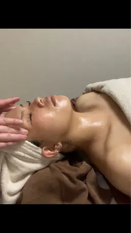 フェイシャル リンパドレナージュ