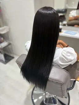 カット＋髪質改善縮毛矯正💛✨