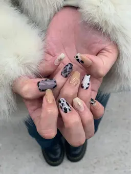 【パラジェル】【12月限定クーポン】💅アート持ち込みネイル🎨✨オフ込み✨