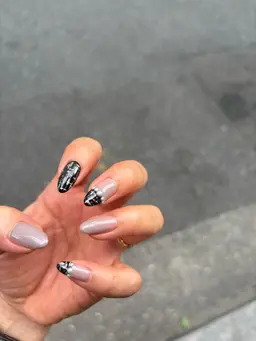 【ハンド】定額制アートネイル約6本¥9900→¥7700（他店オフ無料）