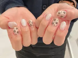 💅💛4本アートネイル💛💅　⚠️予約時に必ずデザイン写真お送りください⚠️