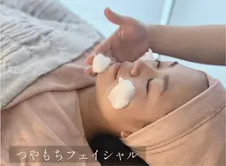 小顔すっきり、リラクゼーション重視の方に◉つやもちフェイシャル(ドライヘッドスパ＋パック付♪)