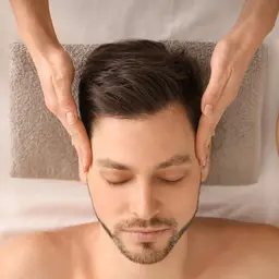 CBD炭酸ヘッドスパ｜脳まで休ませる大人の身だしなみ