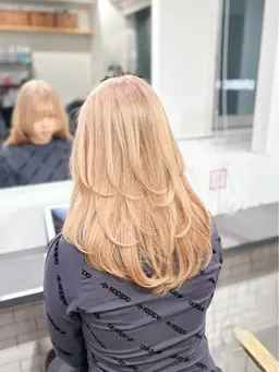 レイヤーカット✂️＋シャンプー＋艶トリートメント
