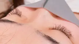 【ボリュームラッシュ】300本(オフ込み)