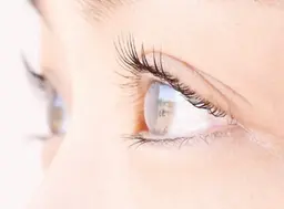 【人気急上昇】ダメージレス パリジェンヌラッシュリフト　￥5000