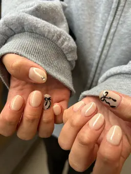 【ミニモ限定】Free Design2本+ワンカラーorラメグラ(オフ無し)オフ有り+500円